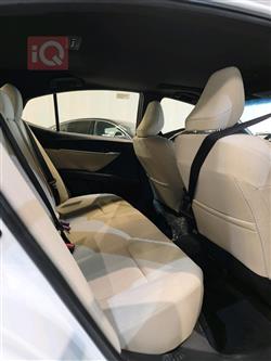 تۆیۆتا کامری